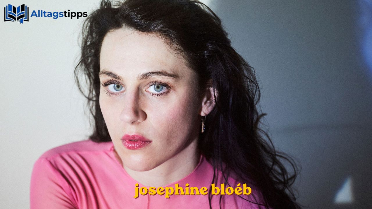 Josephine Bloéb josephine bloéb